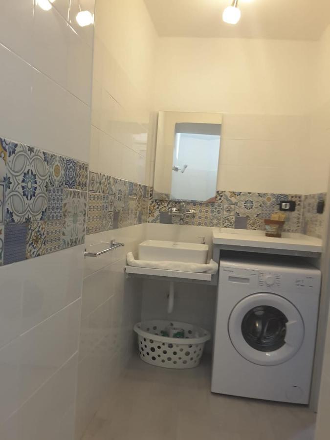 A casa dei 3 Catânia Exterior foto